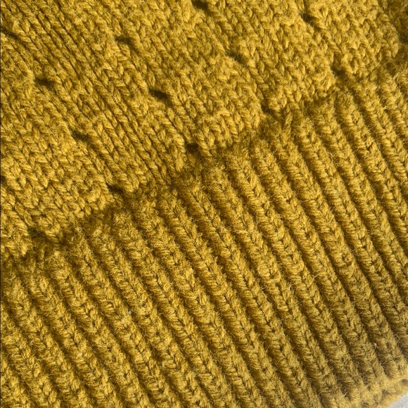 Who What Wear Yellow Ruffled Ribbed Blouse - Picture 8 of 10